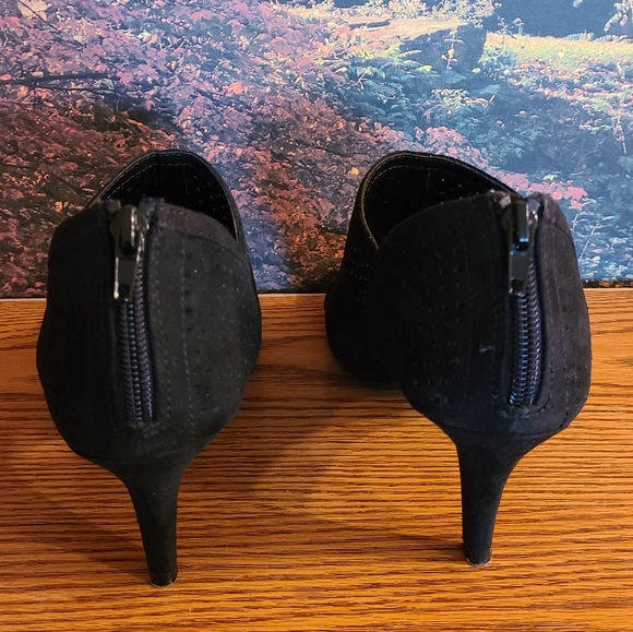 STYLE & CO. HEELS - Picture 7 of 10